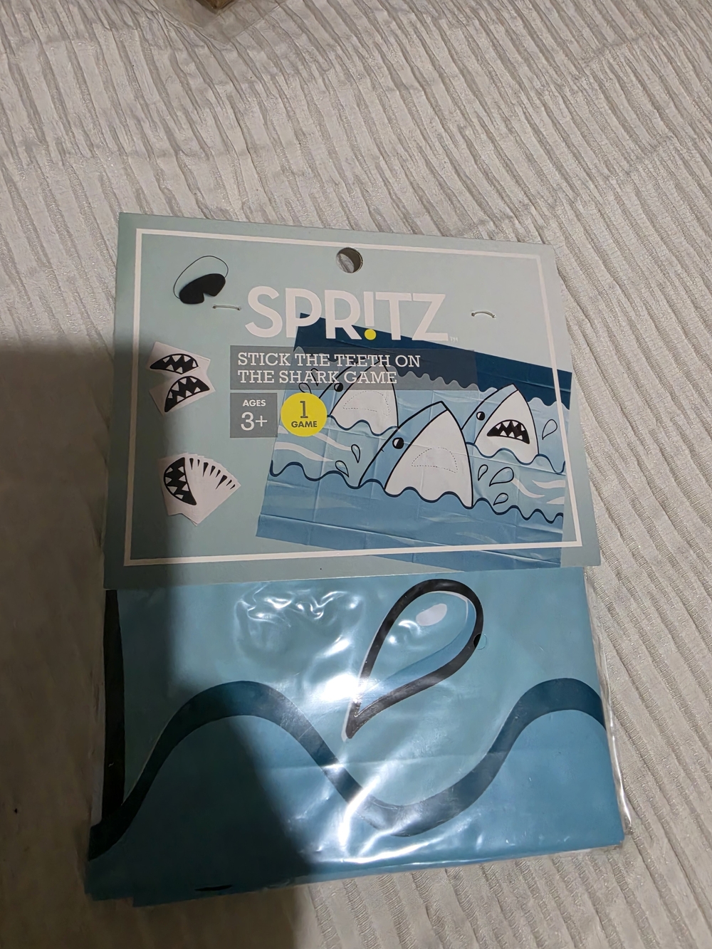 Spritz Light Blue Shark Stick-The-Teeth Party Game